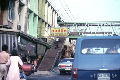 [����ժ���] &nbsp; (-)