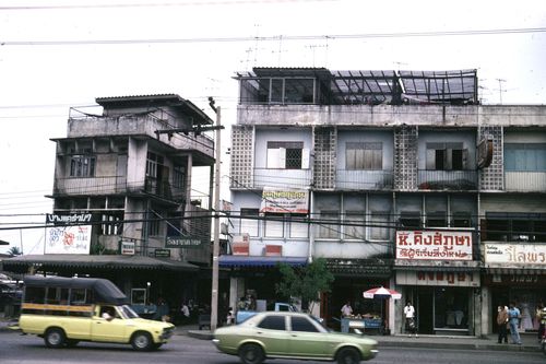 �Ҥ�þҳԪ�� �֡�� &nbsp; (-)