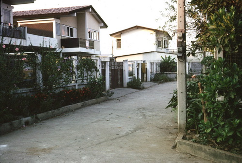 �����ҹ�Ѵ����͡�� : �����ҹ����ҡ���� �.��þѹ�� &nbsp; (-)