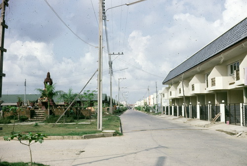 �����ҹ�Ѵ����͡�� : �����ҹ����ҡ���� �.��þѹ�� &nbsp; (-)