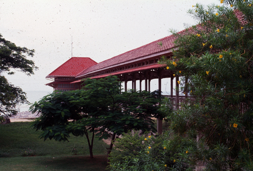 ����Ҫ����ȹ��Ĥ����ѹ