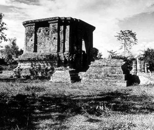 สงวนลิขสิทธิ์โดย</strong> ห้องสมุด ศ.ม.จ.สุภัทรดิศ ดิศกุล