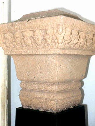 สงวนลิขสิทธิ์โดย</strong> ห้องสมุด ศ.ม.จ.สุภัทรดิศ ดิศกุล