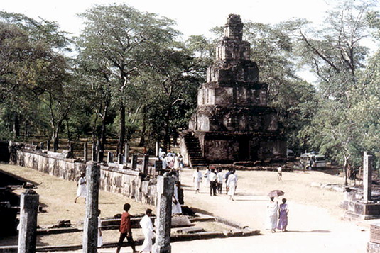 สงวนลิขสิทธิ์โดย</strong> ห้องสมุด ศ.ม.จ.สุภัทรดิศ ดิศกุล