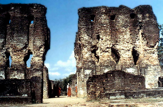 สงวนลิขสิทธิ์โดย</strong> ห้องสมุด ศ.ม.จ.สุภัทรดิศ ดิศกุล