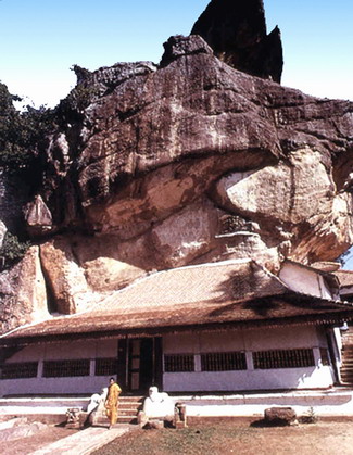 สงวนลิขสิทธิ์โดย</strong> ห้องสมุด ศ.ม.จ.สุภัทรดิศ ดิศกุล