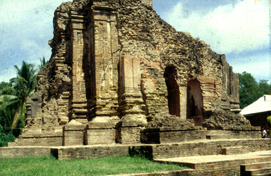 สงวนลิขสิทธิ์โดย</strong> ห้องสมุด ศ.ม.จ.สุภัทรดิศ ดิศกุล