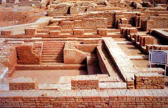 สงวนลิขสิทธิ์โดย</strong> ห้องสมุด ศ.ม.จ.สุภัทรดิศ ดิศกุล