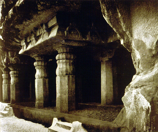 สงวนลิขสิทธิ์โดย</strong> ห้องสมุด ศ.ม.จ.สุภัทรดิศ ดิศกุล