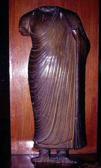 สงวนลิขสิทธิ์โดย</strong> ห้องสมุด ศ.ม.จ.สุภัทรดิศ ดิศกุล