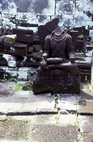 สงวนลิขสิทธิ์โดย</strong> ห้องสมุด ศ.ม.จ.สุภัทรดิศ ดิศกุล