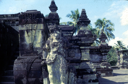 สงวนลิขสิทธิ์โดย</strong> ห้องสมุด ศ.ม.จ.สุภัทรดิศ ดิศกุล