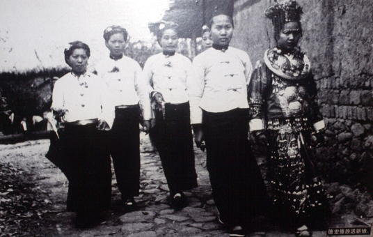 สงวนลิขสิทธิ์โดย</strong> ห้องสมุด ศ.ม.จ.สุภัทรดิศ ดิศกุล