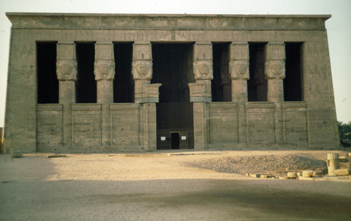 สงวนลิขสิทธิ์โดย</strong> ห้องสมุด ศ.ม.จ.สุภัทรดิศ ดิศกุล