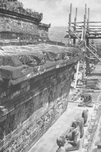 สงวนลิขสิทธิ์โดย</strong> ห้องสมุด ศ.ม.จ.สุภัทรดิศ ดิศกุล