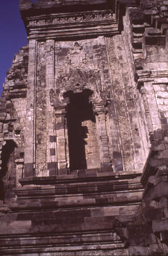 สงวนลิขสิทธิ์โดย</strong> ห้องสมุด ศ.ม.จ.สุภัทรดิศ ดิศกุล