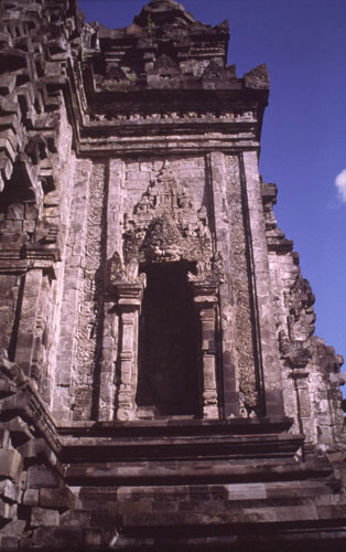 สงวนลิขสิทธิ์โดย</strong> ห้องสมุด ศ.ม.จ.สุภัทรดิศ ดิศกุล