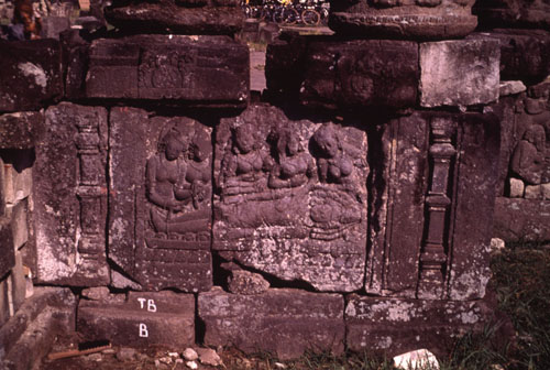 สงวนลิขสิทธิ์โดย</strong> ห้องสมุด ศ.ม.จ.สุภัทรดิศ ดิศกุล