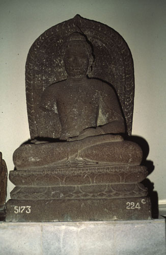 สงวนลิขสิทธิ์โดย</strong> ห้องสมุด ศ.ม.จ.สุภัทรดิศ ดิศกุล