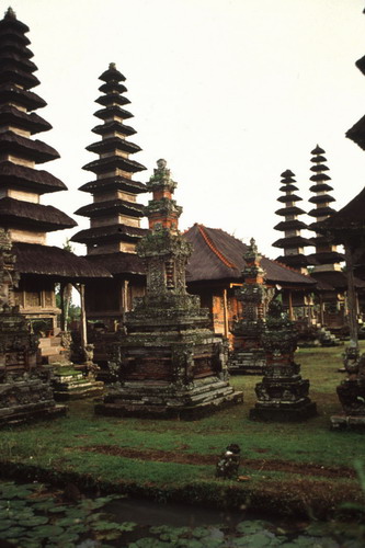 สงวนลิขสิทธิ์โดย</strong> ห้องสมุด ศ.ม.จ.สุภัทรดิศ ดิศกุล