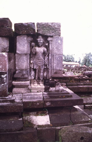 สงวนลิขสิทธิ์โดย</strong> ห้องสมุด ศ.ม.จ.สุภัทรดิศ ดิศกุล