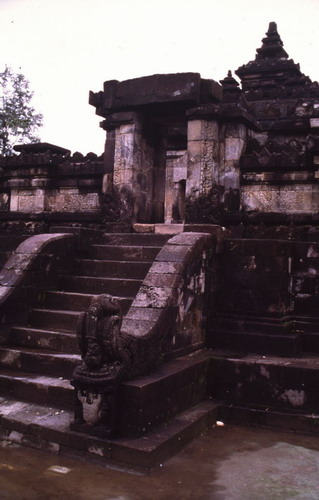 สงวนลิขสิทธิ์โดย</strong> ห้องสมุด ศ.ม.จ.สุภัทรดิศ ดิศกุล