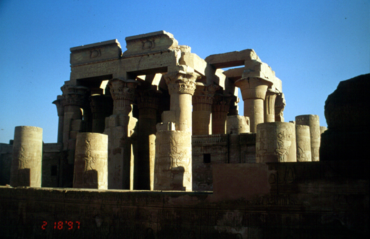 สงวนลิขสิทธิ์โดย</strong> ห้องสมุด ศ.ม.จ.สุภัทรดิศ ดิศกุล