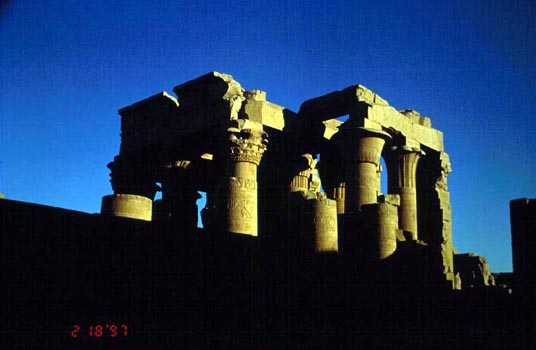 สงวนลิขสิทธิ์โดย</strong> ห้องสมุด ศ.ม.จ.สุภัทรดิศ ดิศกุล